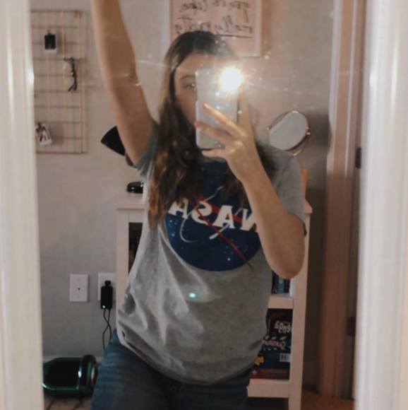 Meet your Posher, Breanna - Picture 1 of 1